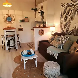 https://superbe-appartement-a-2-pas-de-la-plage.fr-provencehotel.com