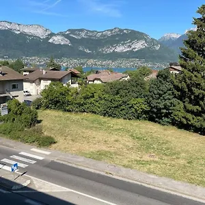 Appartement Le Santiego 100m Du Et 4km Du Vieil Annecy, Sévrier